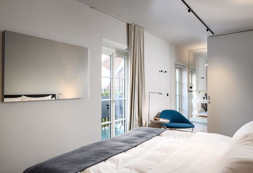 اتاق استاندارد با بالکن, Zlata Ladjica Boutique