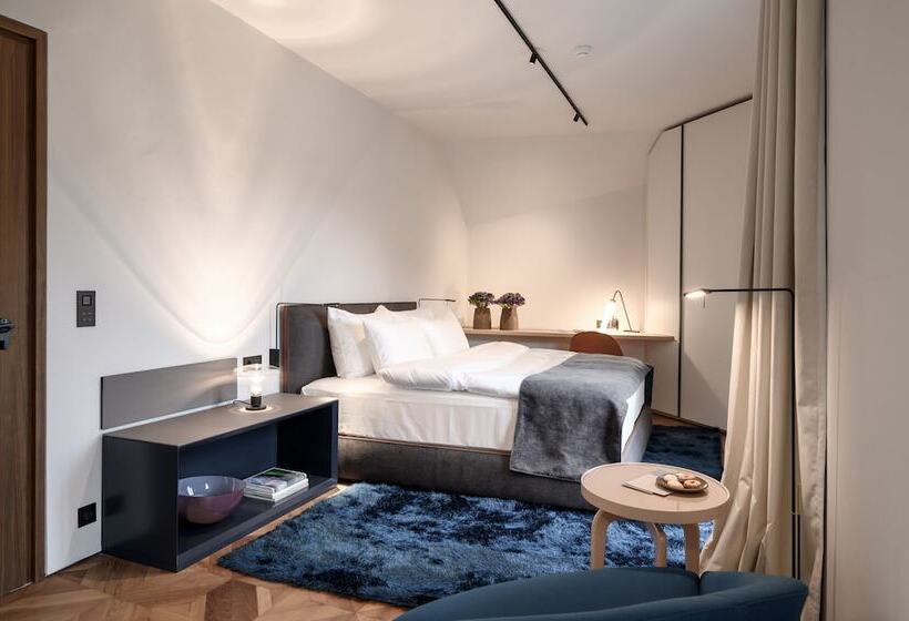 اتاق استاندارد با بالکن, Zlata Ladjica Boutique