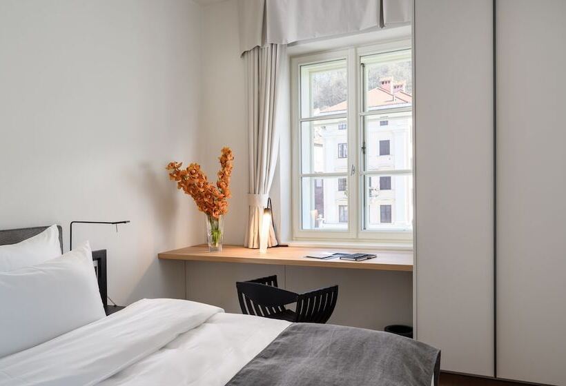 اتاق استاندارد با بالکن, Zlata Ladjica Boutique