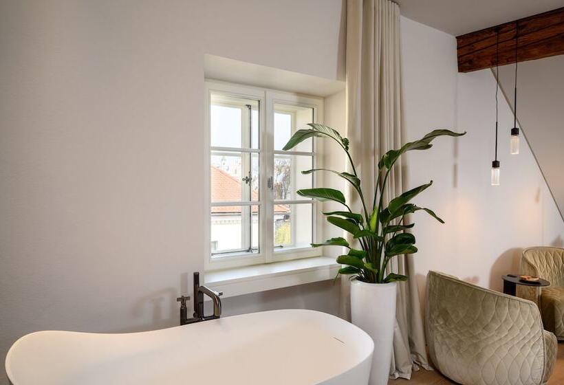 اتاق استاندارد, Zlata Ladjica Boutique