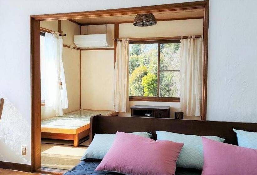 サイドシービューファミリールーム, Akua Inn