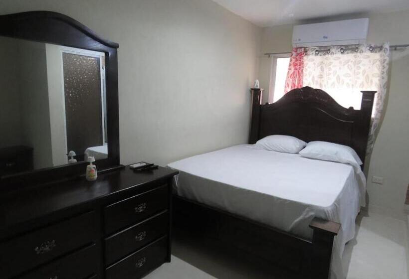 스탠다드 룸 공동 욕실, Apartahotel Dona Reyna Alojamientos En Santo Domingo A 5 Min De Aeropuerto Internacional Las América