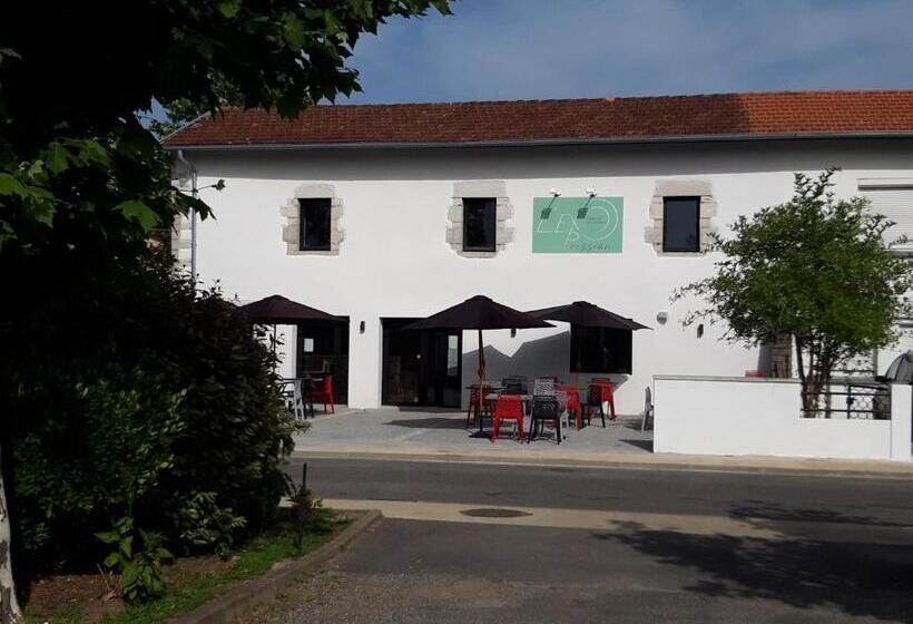 스탠다드 룸, L'expression