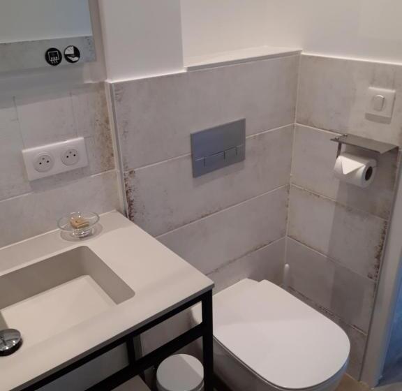 스탠다드 룸, L'expression