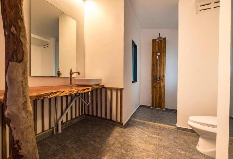 Бунгало Стандарт, Hidden Beach Resort