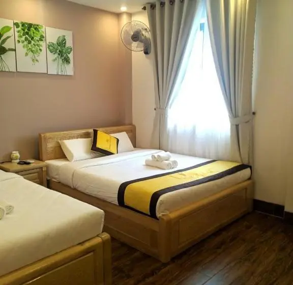 اتاق استاندارد سه نفره, Hoàng Gia Hotel Côn đảo