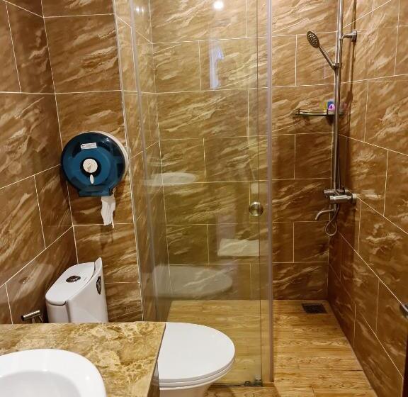 اتاق لوکس چهار تخته, Hoàng Gia Hotel Côn đảo