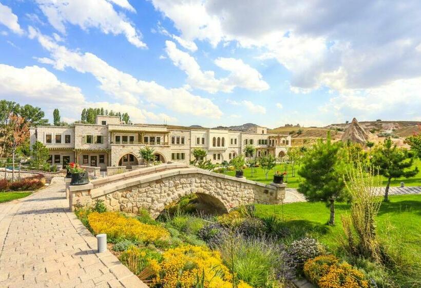 Номер Deluxe с Террасой, Ajwa Cappadocia   Preferred Hotels Legend Collection