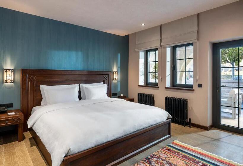 اتاق لوکس با تخت بزرگ, Ajwa Cappadocia   Preferred Hotels Legend Collection