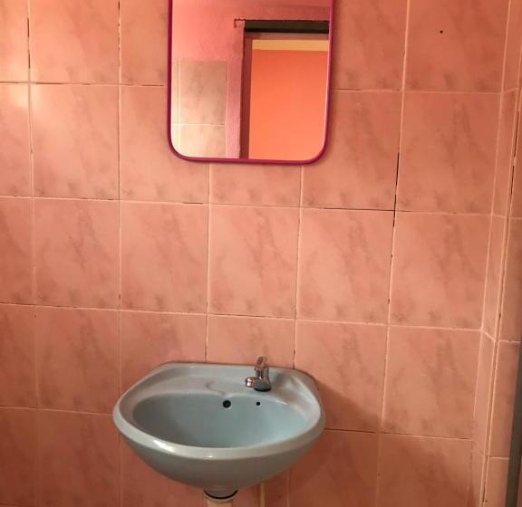 패밀리 주니어 스위트, Cahaya