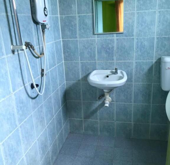 デラックスファミリールーム, Cahaya