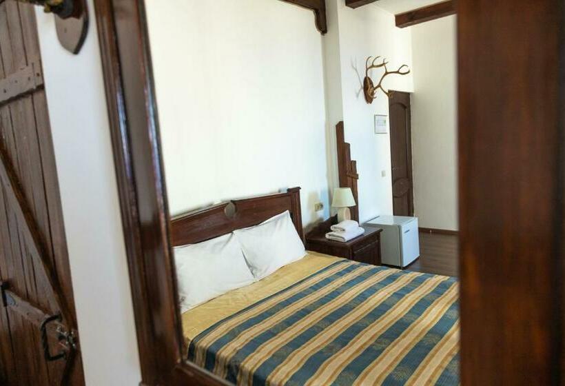 חדר דלוקס, Lubych