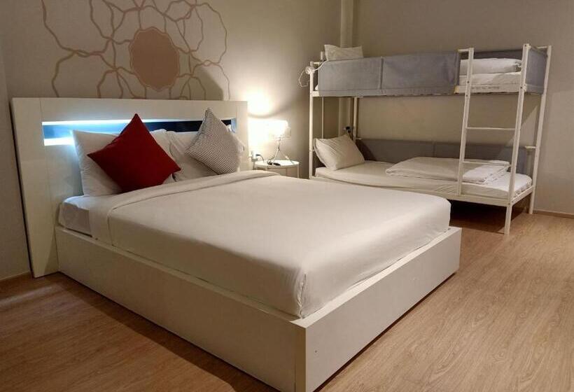 اتاق استاندارد سه نفره, Platinum