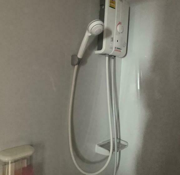 バス共有のスタンダードルーム, Taragrand Donmuang Airport