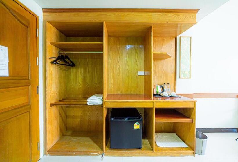 Номер Economy, The Holidays Hill Betong