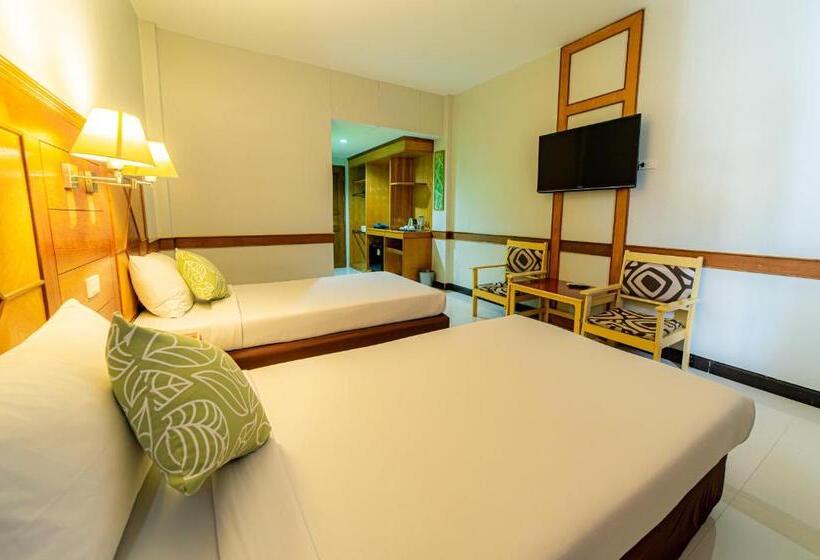 Номер Economy, The Holidays Hill Betong