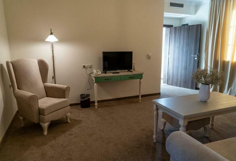 דירת חדר, Villa Della Rosa