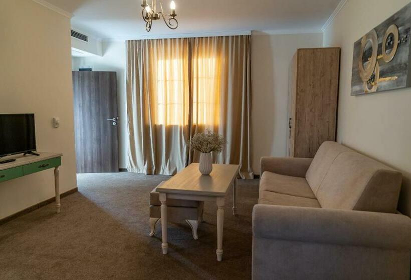 דירת חדר, Villa Della Rosa