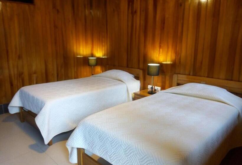 غرفة قياسية, Hostal La Maison Canadiense