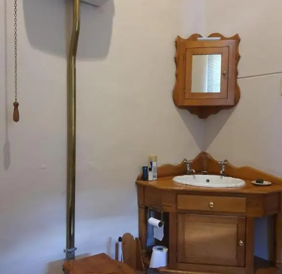 デラックスルーム, Lord Fraser Guest House