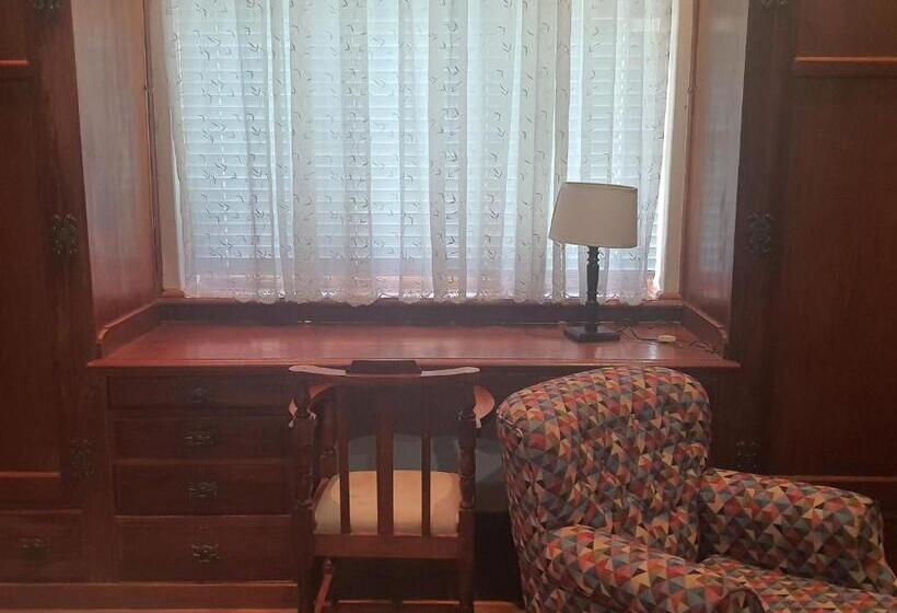 Номер Deluxe Кровать Кинг, Lord Fraser Guest House