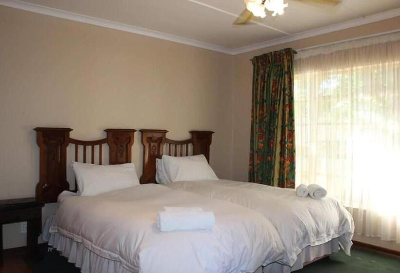 غرفة قياسية, Lord Fraser Guest House