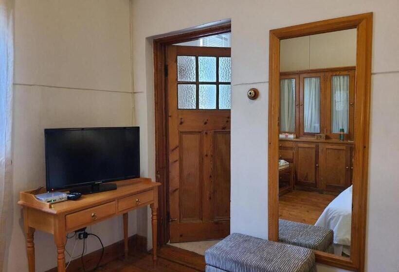 غرفة ديلوكس, Lord Fraser Guest House