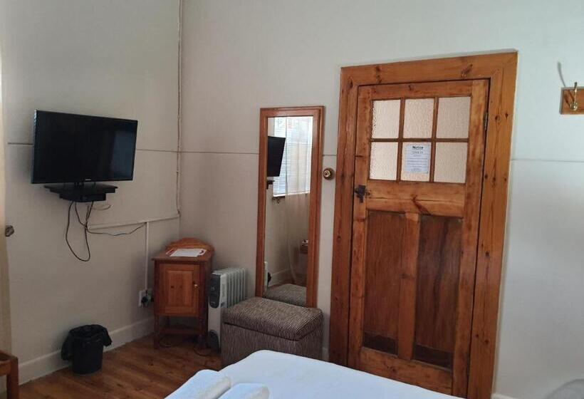 غرفة ديلوكس, Lord Fraser Guest House