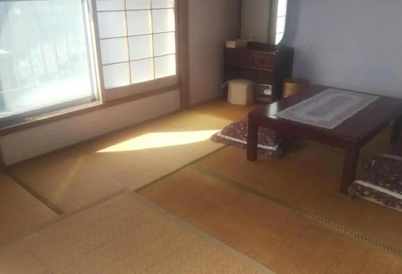 エコノミートリプルルーム, Minshuku Kaikazari Kunnui