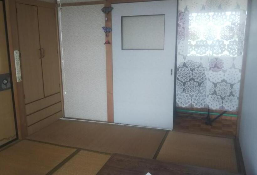 트리플 클래식 룸, Minshuku Kaikazari Kunnui