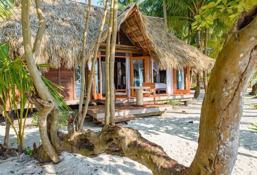 套房, Calala Island