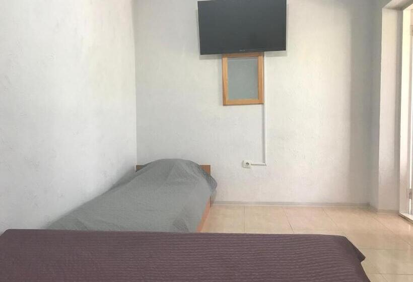 חדר סטנדרט לשלושה, Baza Otdyha Primor'e