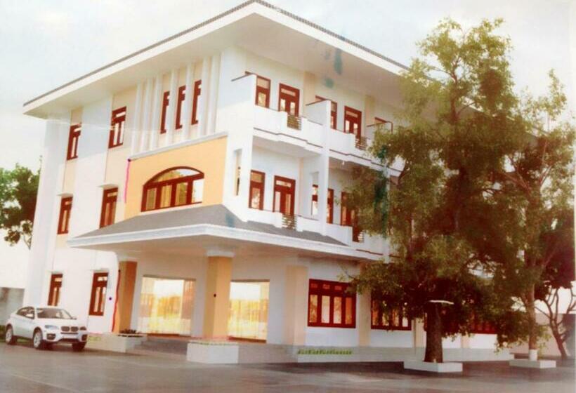 اتاق لوکس, Nhà Khách T284