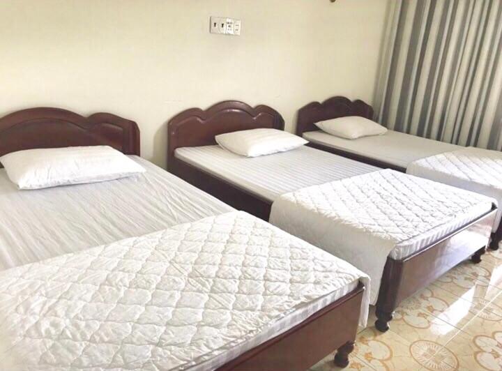 اتاق لوکس, Nhà Khách T284