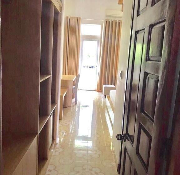 اتاق ساده سه نفره, Nhà Khách T284