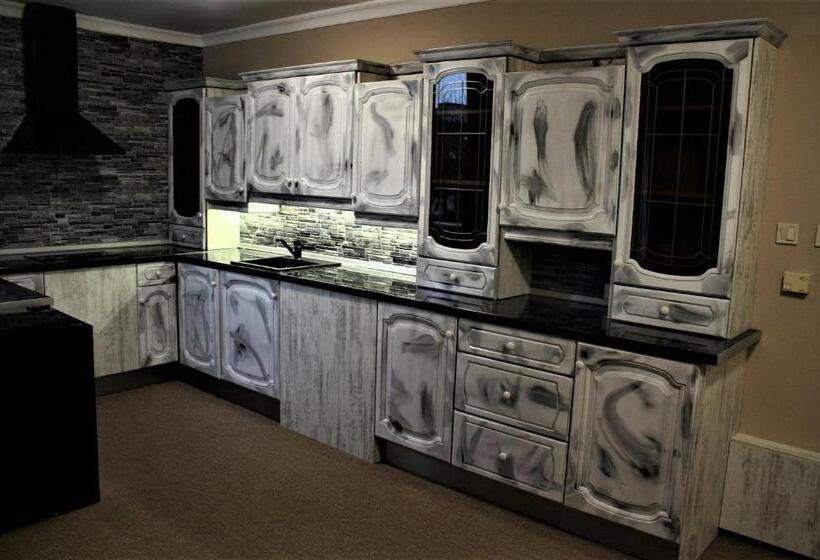 テラス付き１ベッドルームアパートメント, Oppium Restaurant & Garden