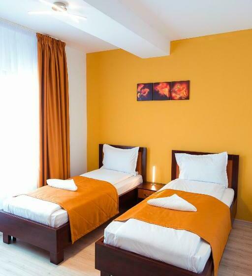 חדר סטנדרט נוף לגינה, Pensiune Confort Morosanu