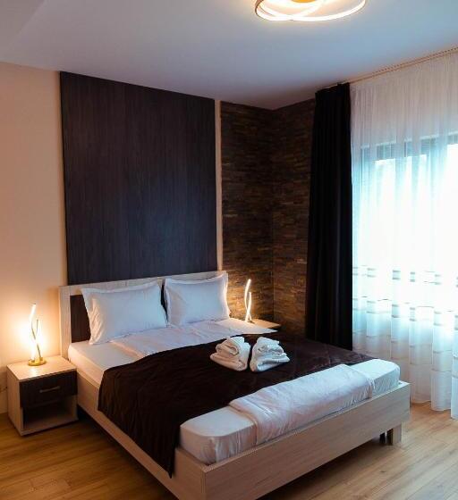 شقة غرفة نوم واحدة مزودة بشُرفة, Pensiune Confort Morosanu