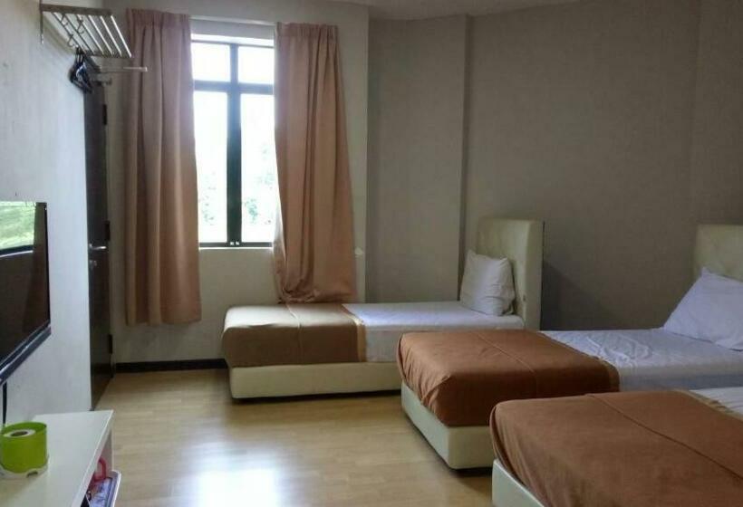 Семейный Номер, Selesa View Gambang