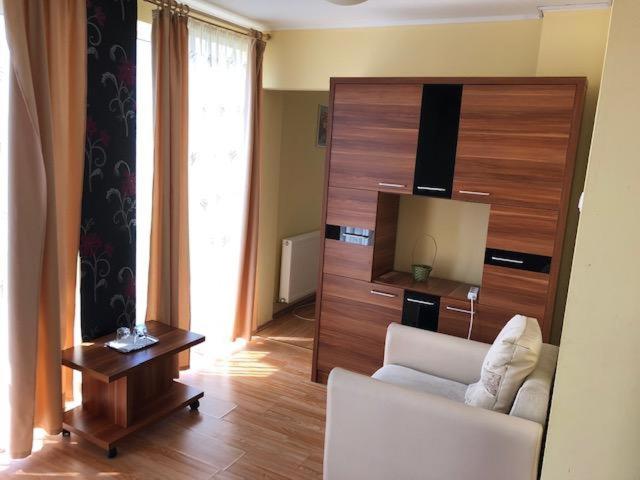 Апартаменты 1 Спальня, Sucidava