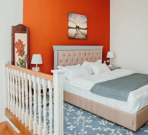 Suite with lake view, Macara Village Resort