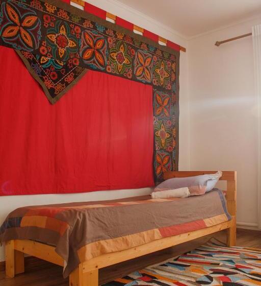 اتاق استاندارد, Guest House Altyn Oimok