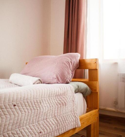 اتاق کلاسیک سه تخته, Guest House Altyn Oimok