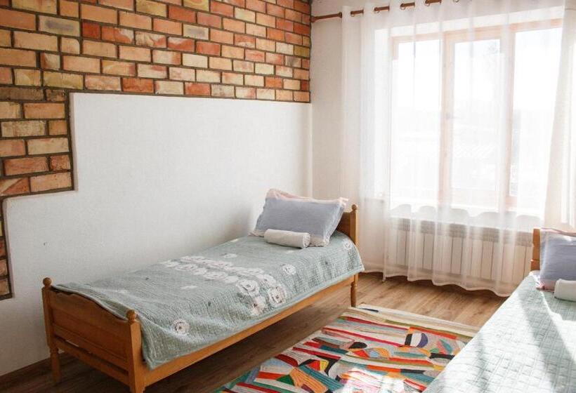 اتاق عادی, Guest House Altyn Oimok