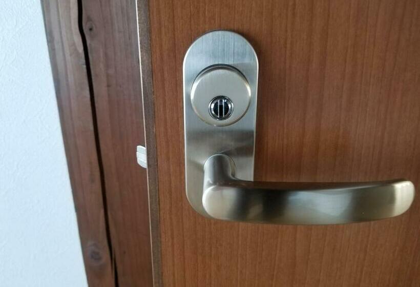 חדר סטנדרט חדר אמבטיה משותף, Guesthouse En