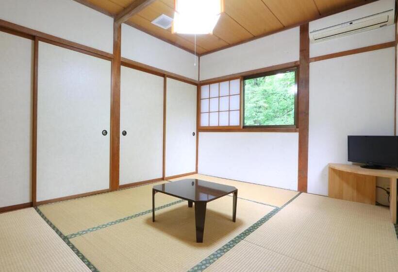 スタンダードトリプルルーム, 金剛寺 宿坊 成穂院