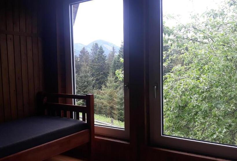 סוויטה נוף להרים, Eco Resort Nad Karpatamy