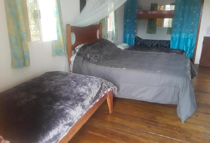 בקתת חדר, Hidden Haven