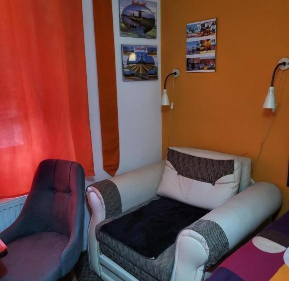 اتاق استاندارد چهار تخته, Vila Mala Evropa