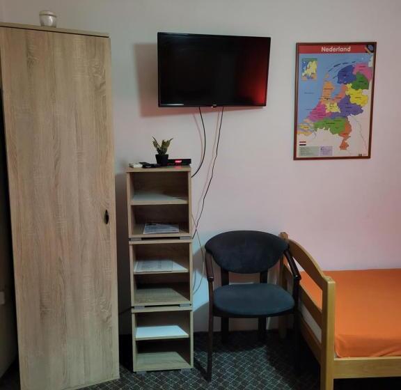 اتاق استاندارد چهار تخته, Vila Mala Evropa